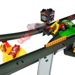 MBI Garages Et Circuits|Garage Station Service Totalenergies 3 Niveaux