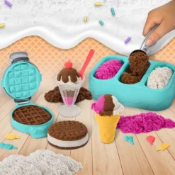 Spin Master Kinetic Sand - Coffret Delices Glaces - Sable Magique A Modeler- Mosaïque, Sable Et Paillettes